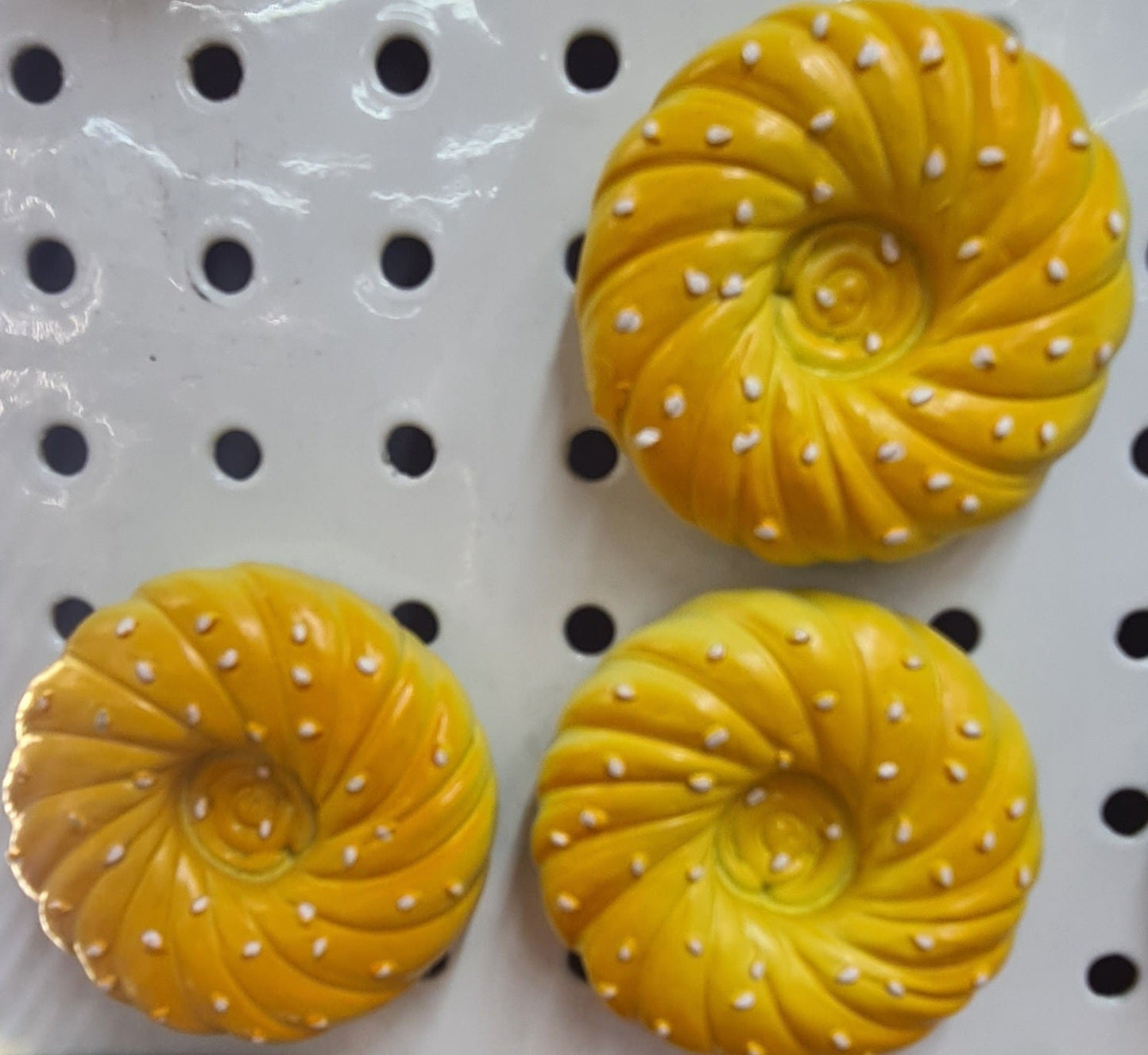 Fridge magnet cake style