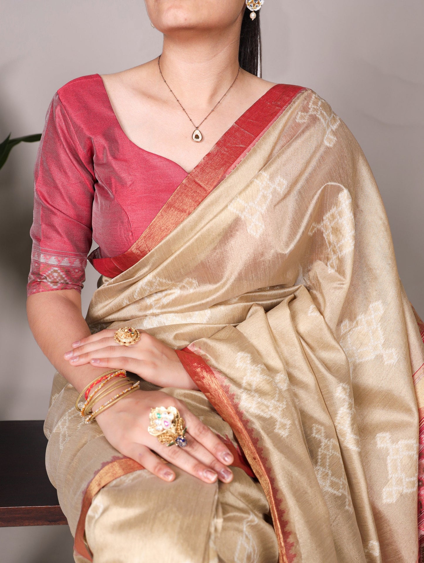 Cream Traditional Jacquard Silk Saree