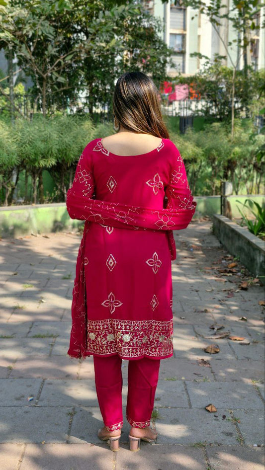 Designer Georgette Kurta Pant With Dupatta