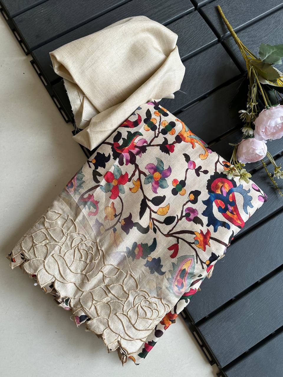 Floral Printed Tussar Silk Saree