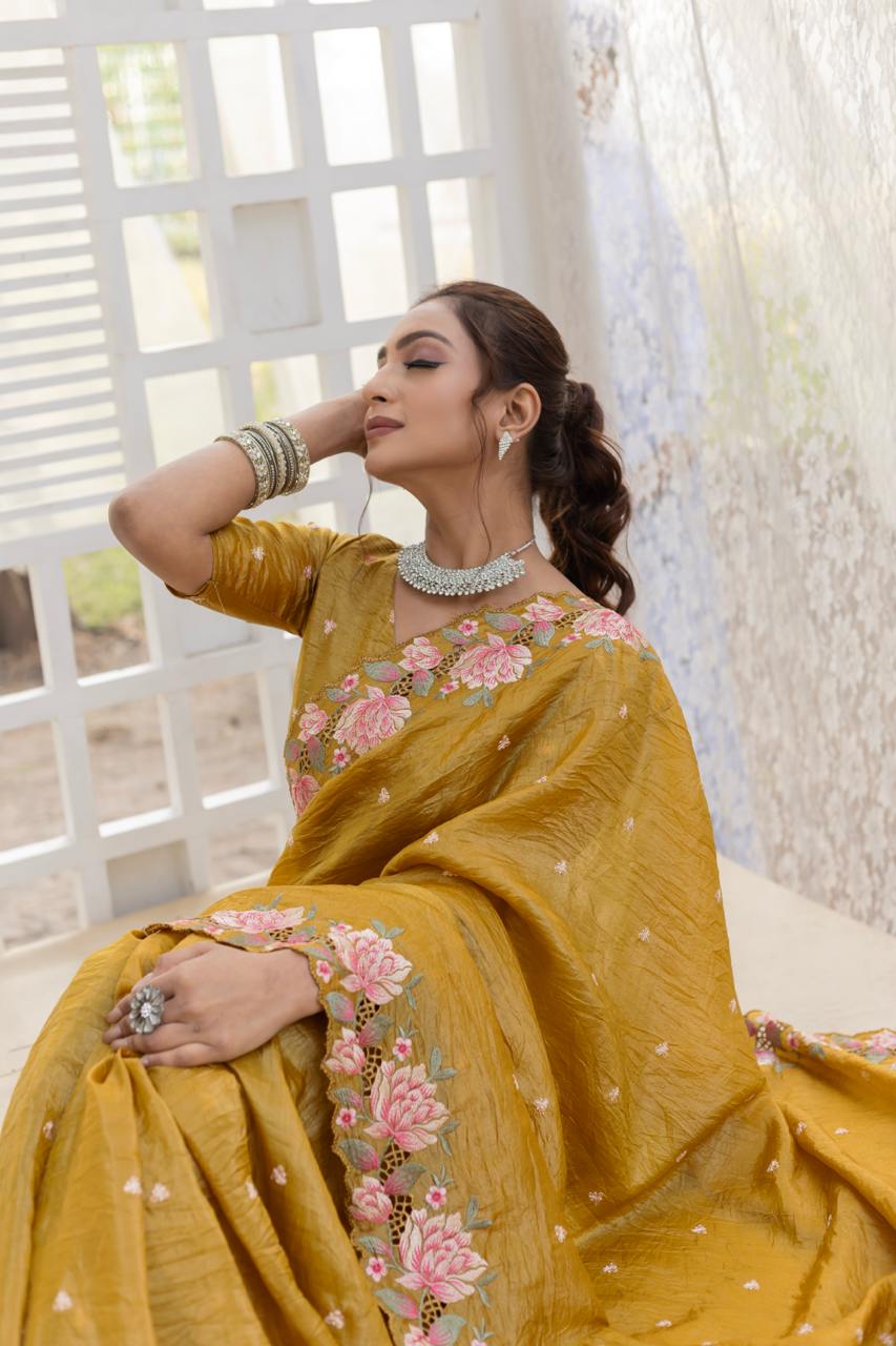 Gold Crush Silk Saree