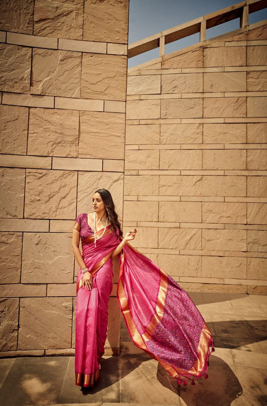 Women Pink Khadi Raw Silk Saree For Wedding Events