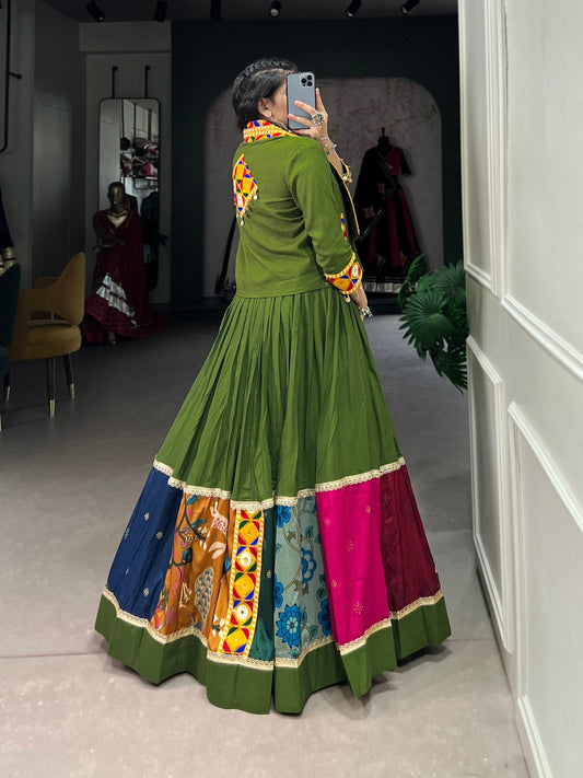 Mehendi Designer Navaratri Wear Lehenga Choli