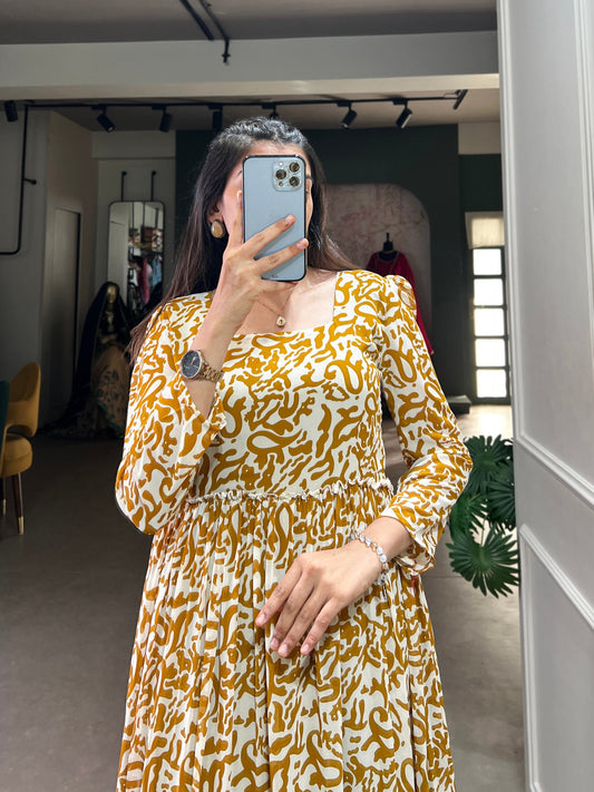 Stylish Georgette Long Gown Dress