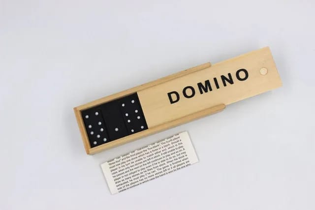 Domino Set