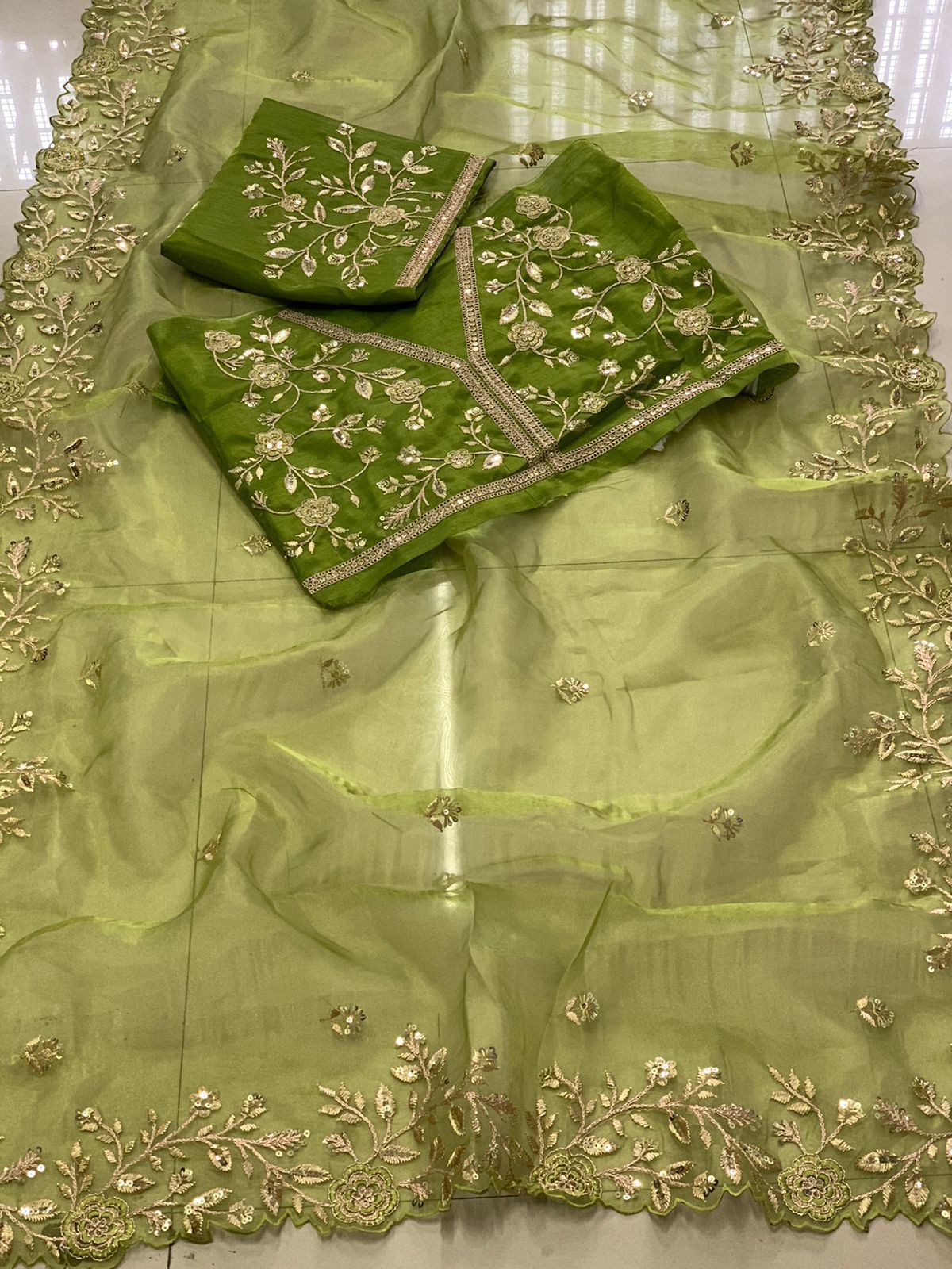 Designer Stylish Organza Saree