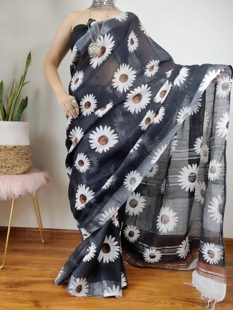 Digital Formal Printed Linen Saree