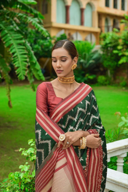 Green Raw Silk Two Tone Weaving Saree