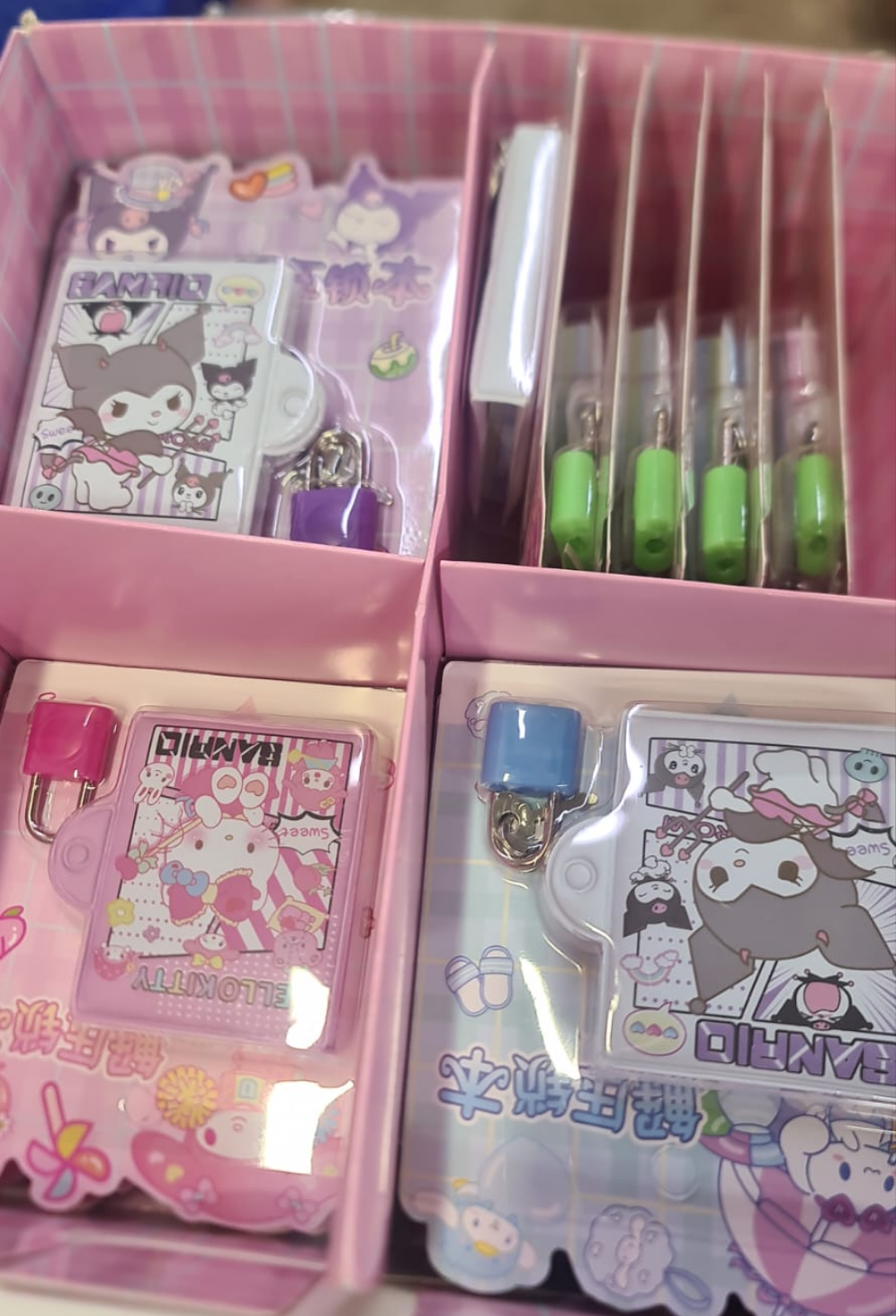 Mini note book with lock 🔐 Rendom characters