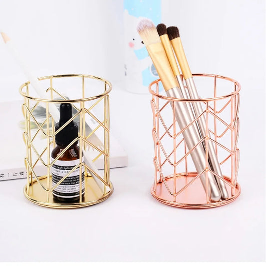 WH390.54 Makeup Brush Holder