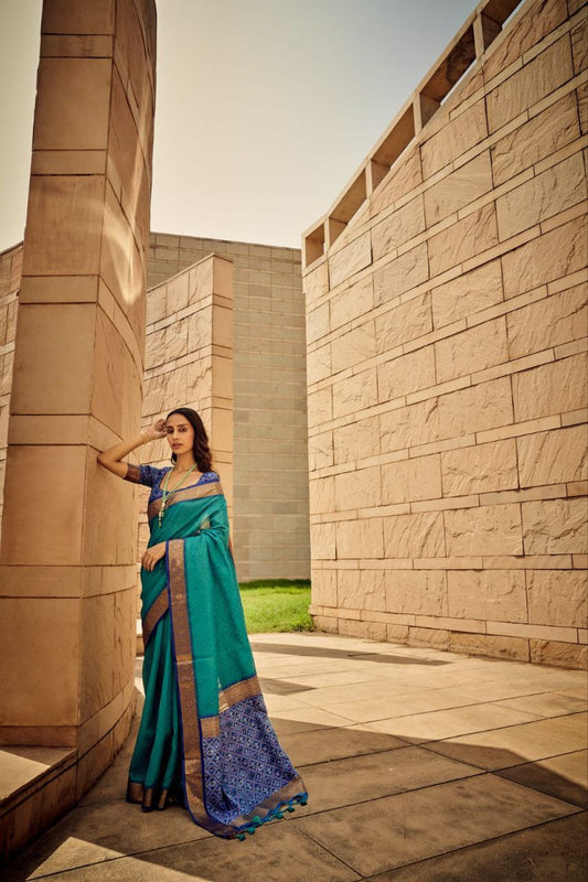 Women Rama Khadi Raw Silk Saree For Wedding Events