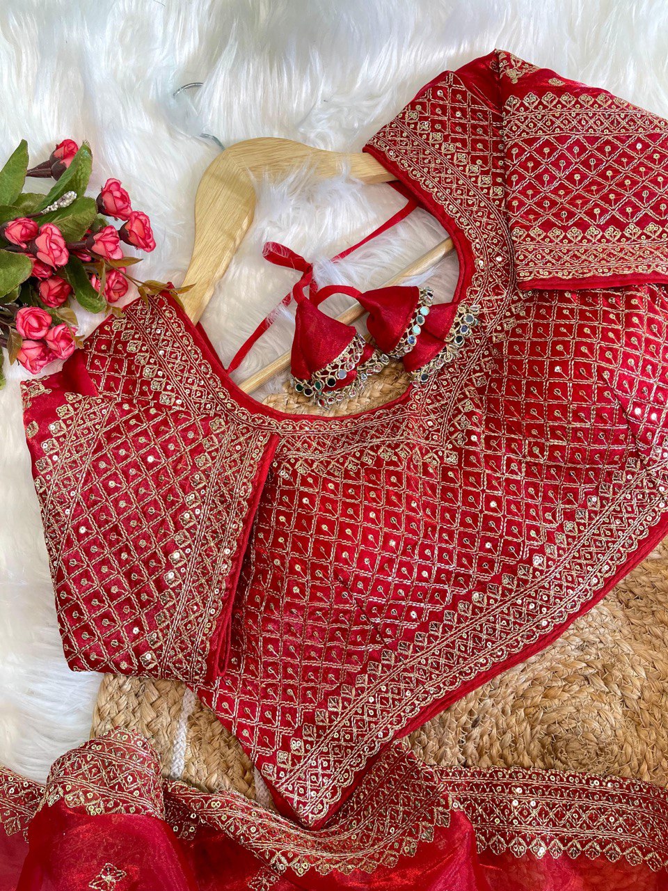 Metallic Pink Stylish Zimmy Choo Silk Saree