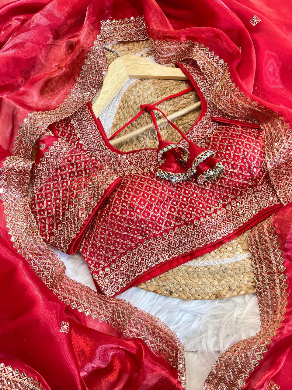 Metallic Pink Stylish Zimmy Choo Silk Saree