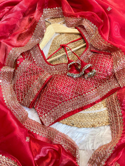 Metallic Pink Stylish Zimmy Choo Silk Saree