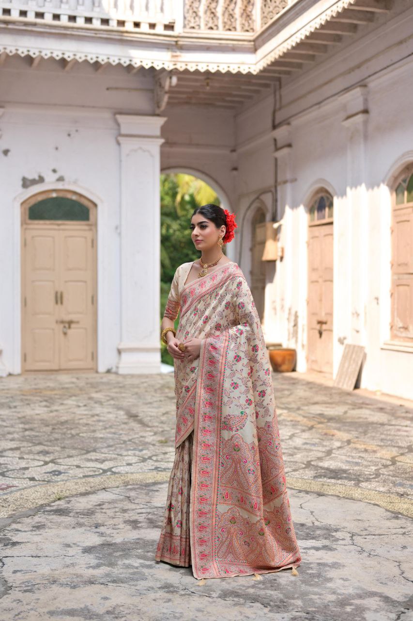 Off-White Wedding Wear Pashmina Silk Saree