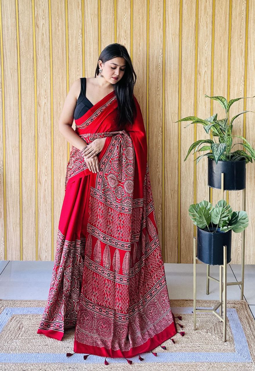 Office Wear Digital Printed Muslin Saree