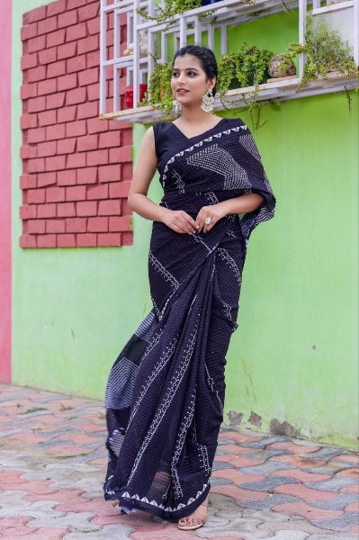 Sequance Crochet Worked Georgette Saree