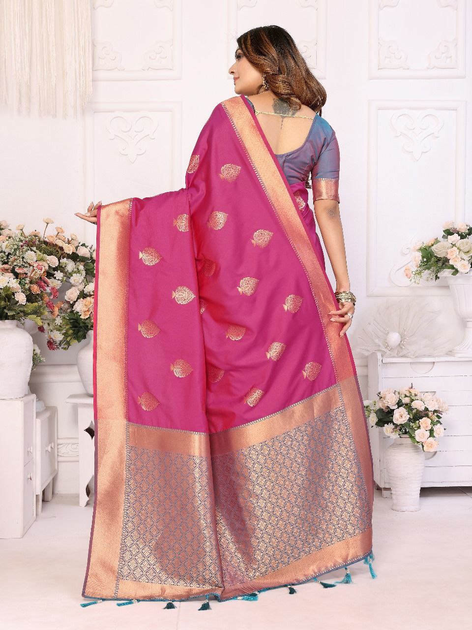 Soft Lichi Silk Saree For Wedding