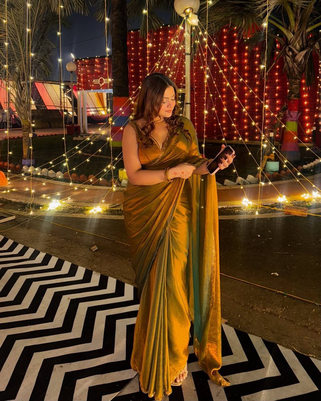 Stylish Chiffon Fendy Two Tone Saree