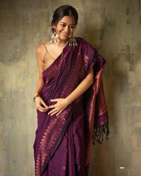 Traditional Wedding Wear Banarasi Saree