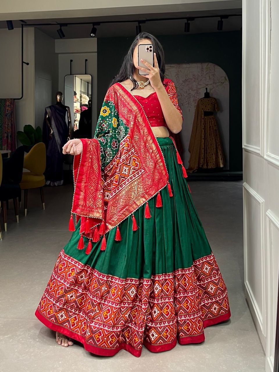 Green Traditional Wedding Wear Silk Lehenga