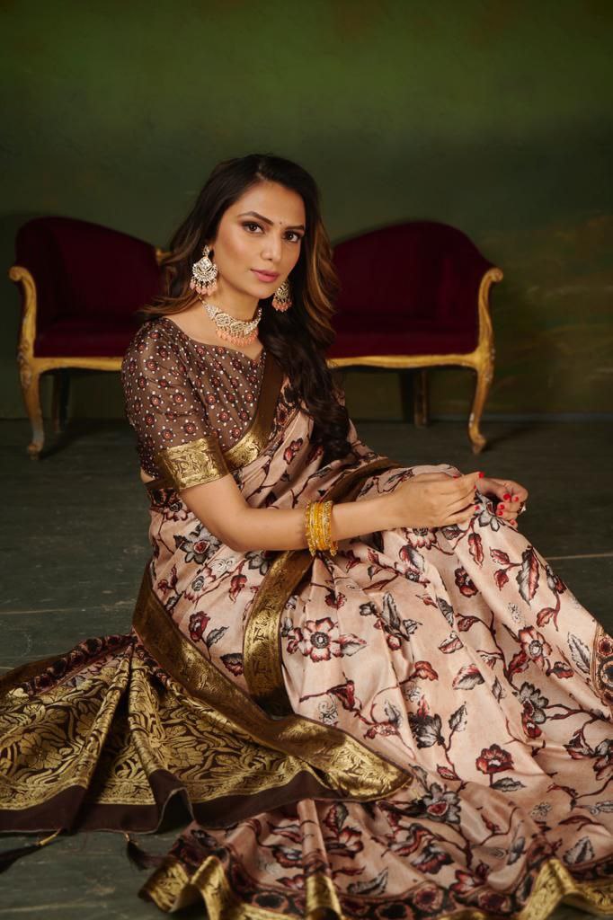 Wedding Wear Dola Silk Saree