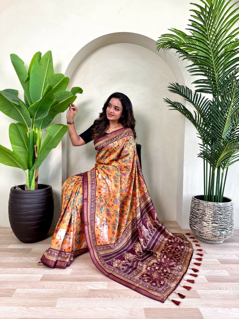 Wedding Wear Dola Viscose Saree
