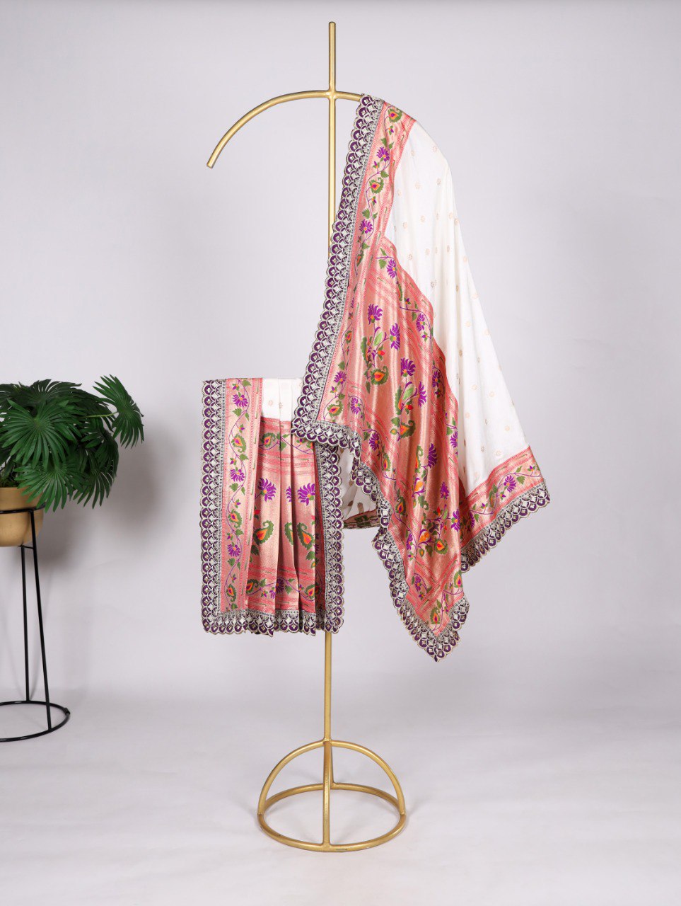 White Jacquard Silk Paithani Dupatta
