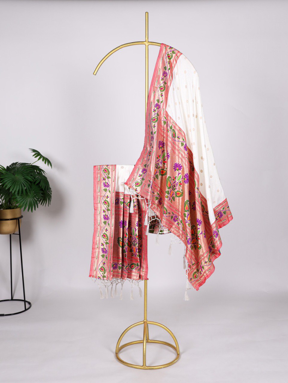White Jacquard Silk Paithani Dupatta